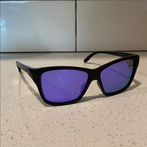 Men’s Oakley sunglasses